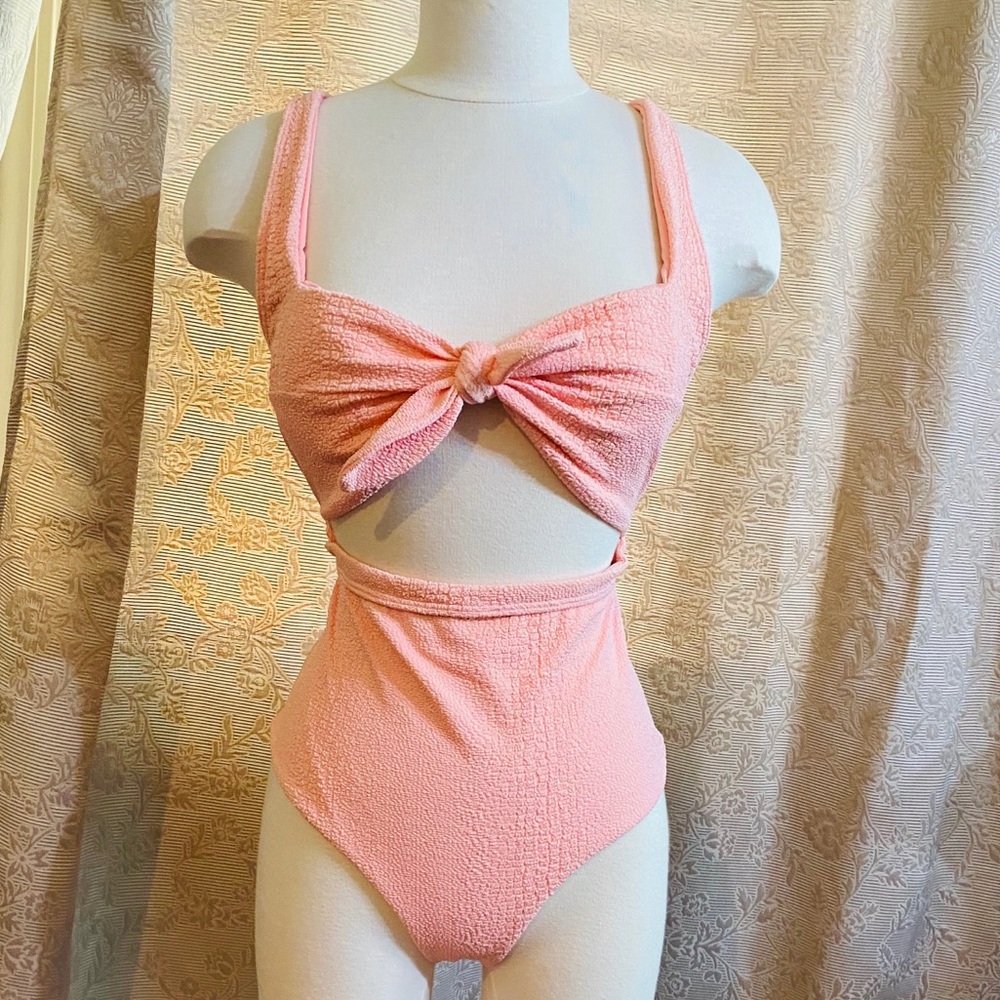 Bathing suit